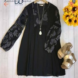 Black long sleeve dress